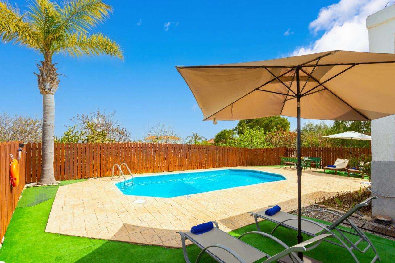 הוילה נאו חוריו Yiangos House מראה חיצוני תמונה