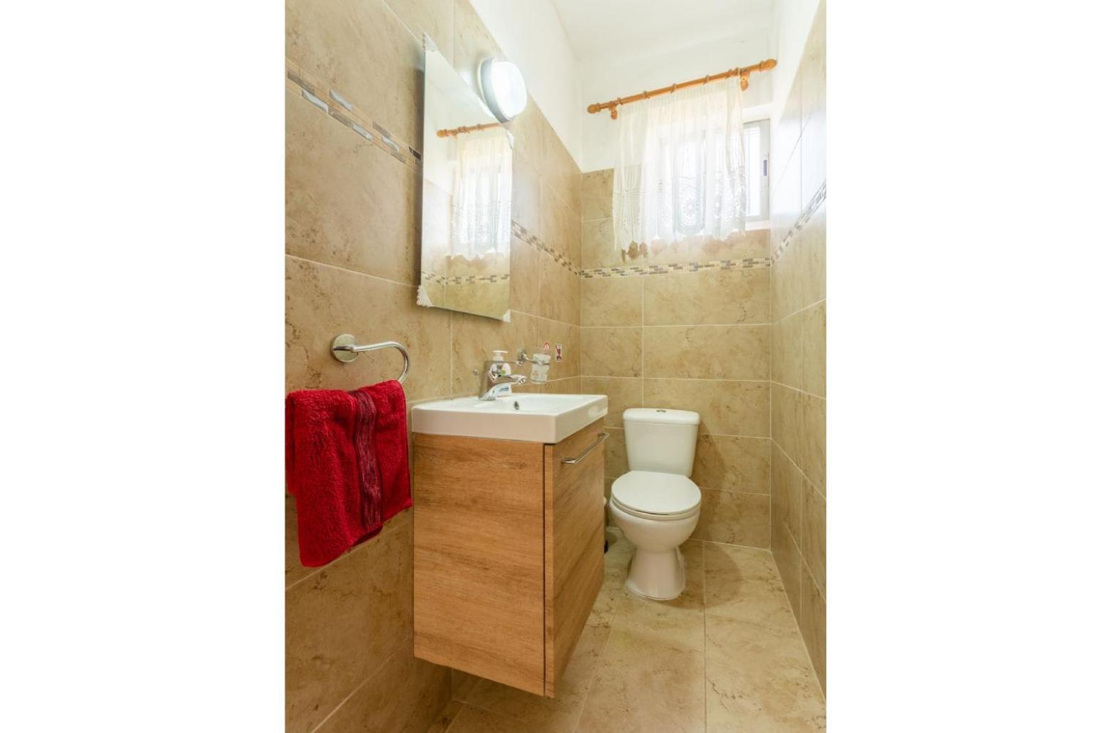 הוילה נאו חוריו Yiangos House מראה חיצוני תמונה